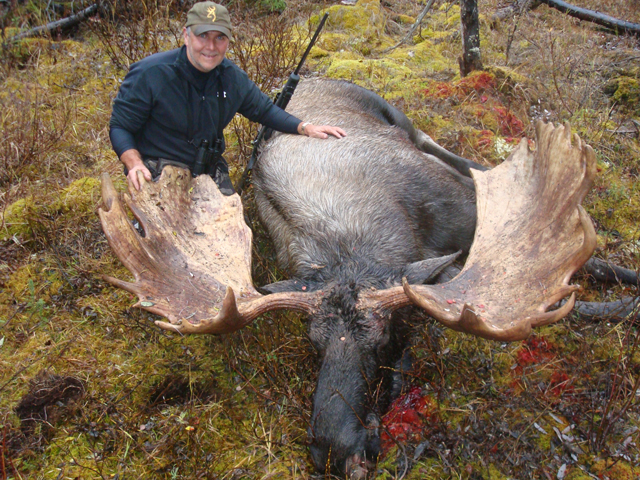 moose Hunting in Yukon - Canada
