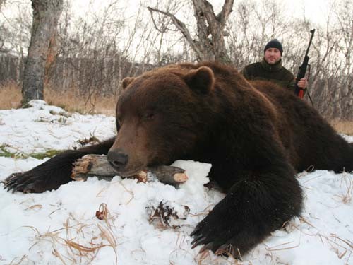 bear Hunting in Russia - Kamchatka